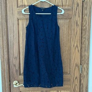 Banana republic eyelet minimalist floral eyelet dress lined size 4 navy blue